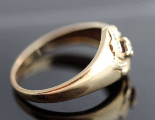 VINTAGE DIAMOND 9CT YELLOW GOLD RING. INTRICATE DESIGN. *JEWELLER CERTIFIED R4890*