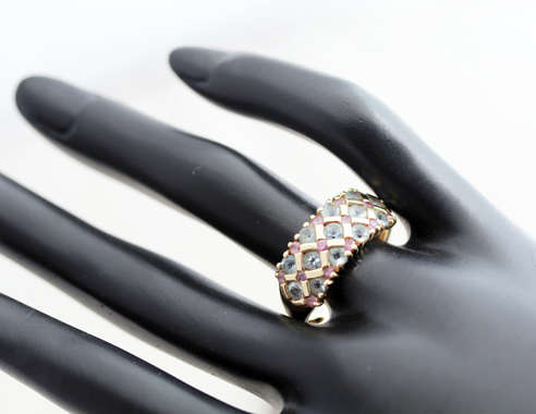 BEAUTIFUL LATTICE DESIGN PINK SAPPHIRE AND AQUAMARINE 9CT YELLOW GOLD RING. 375. BIRMINGHAM ASSAY!