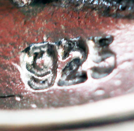 FUNKY PINK AND WHITE GEMSTONE VINTAGE PIECE AVANT GARDE DESIGN STERLING SILVER RING