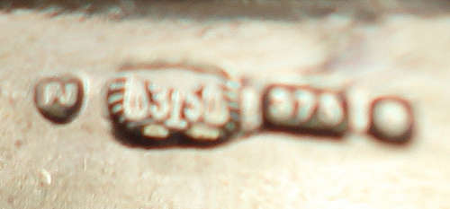 VINTAGE LEOPARD DESIGN DIAMOND & SAPPHIRE 9CT YELLOW GOLD RING. *JEWELLER EVALUATION R8'415*