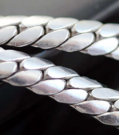 STUNNING HEAVY FLORAL DESIGN FIRE OPAL AND RUBY STERLING SILVER PENDANT AND CHAIN. SOLID 925