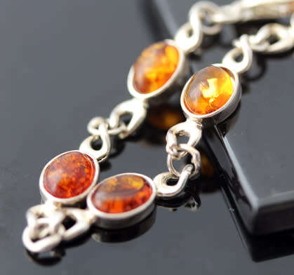 WARM HONEY-HUED BALTIC AMBER STERLING SILVER BRACELET. 925. AMBER FROM POLAND!