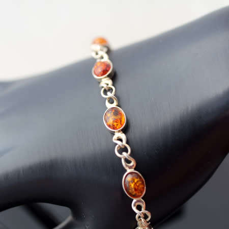 WARM HONEY-HUED BALTIC AMBER STERLING SILVER BRACELET. 925. AMBER FROM POLAND!