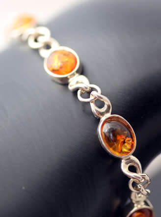 WARM HONEY-HUED BALTIC AMBER STERLING SILVER BRACELET. 925. AMBER FROM POLAND!