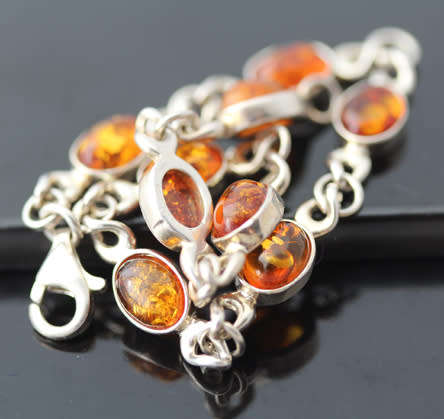 WARM HONEY-HUED BALTIC AMBER STERLING SILVER BRACELET. 925. AMBER FROM POLAND!