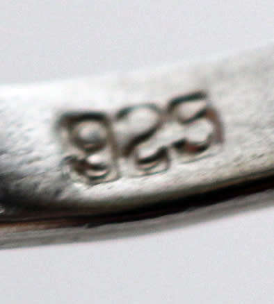 VINTAGE SCROLL DESIGN BALTIC AMBER AND STERLING SILVER RING. 925. AUTHENTIC AMBER FROM POLAND.