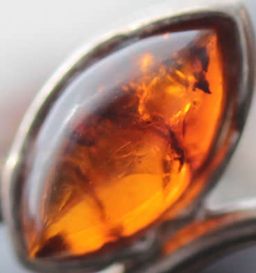 VINTAGE BIG AND BOLD BALTIC AMBER STERLING SILVER BRACELET. 925, GORGEOUS GLOWING AMBER!