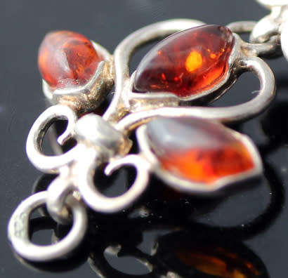 VINTAGE BIG AND BOLD BALTIC AMBER STERLING SILVER BRACELET. 925, GORGEOUS GLOWING AMBER!