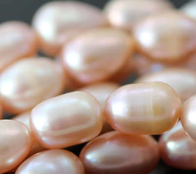 SUMPTUOUS TRIPLE STRAND NATURAL PINK PEARL NECKLACE.  REAL BLUE SAPPHIRE GEMSTONES STERLING SILVER