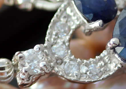 SUMPTUOUS TRIPLE STRAND NATURAL PINK PEARL NECKLACE.  REAL BLUE SAPPHIRE GEMSTONES STERLING SILVER