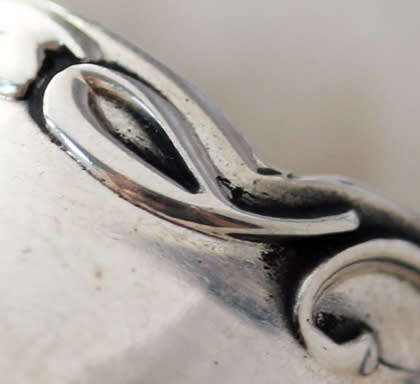 VINTAGE SOLID  STERLING SILVER TEASPOON RING. FLORAL DESIGN. COLLECTABLE PIECE. 925.