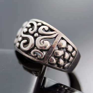 UNUSUAL VINTAGE STERLING SILVER OPENWORK CIGAR BAND RING. 925
