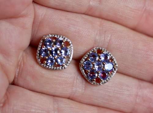 GORGEOUS VINTAGE TANZANITE 2,5ct STUD 10CT YELLOW GOLD EARRINGS AA QUALITY Cert of Authenticity incl