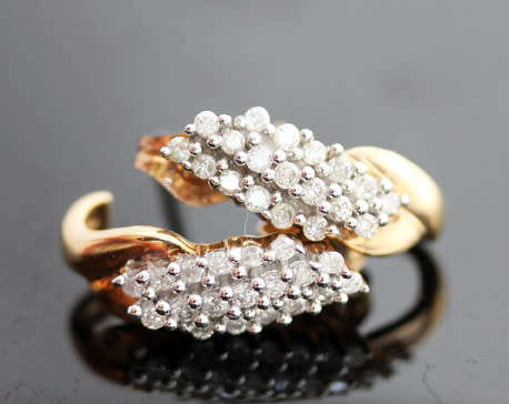 DAINTY VINTAGE DIAMOND 9CT YELLOW GOLD HOOP EARRINGS. 375. BIRMINGHAM ASSAY. 2006