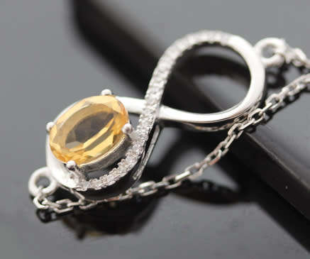 DELICATE CITRINE AND CUBIC ZIRCONIA STERLING SILVER BRACELET. 925.