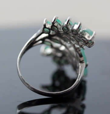 UNUSUAL ORGANIC EMERALD STERLING SILVER LEAF RING. CROSSOVER DESIGN, LONG UP THE FINGER!