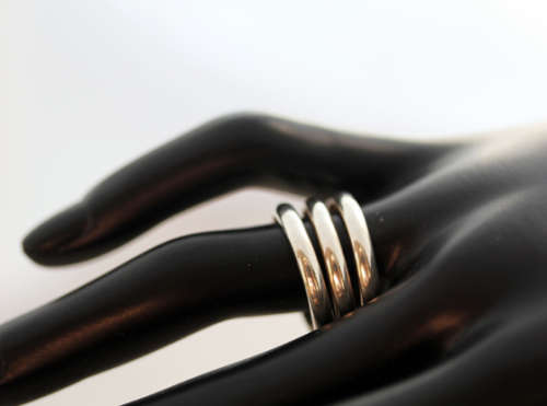 BOLD TRIPLE STRAND MODERN STERLING SILVER RING. 925. HEAVY! 6,83 grams
