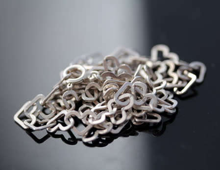 VINTAGE 'MILOR' ITALIAN STERLING SILVER INTERLINKED OPENWORK HEART NECKLACE. 925