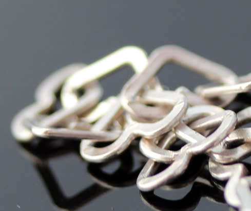 VINTAGE 'MILOR' ITALIAN STERLING SILVER INTERLINKED OPENWORK HEART NECKLACE. 925