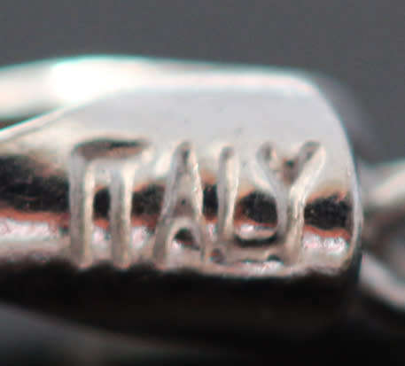 HEAVY 'VERSIL' ITALIAN STERLING SILVER OPENWORK HEART NECKLACE. CRYSTAL DETAIL. 925 VINTAGE PIECE