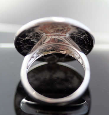 STRIKING HANDCRAFTED REAL MOTHER OF PEARL MOSAIC STERLING SILVER RING. 925. HEAVY!