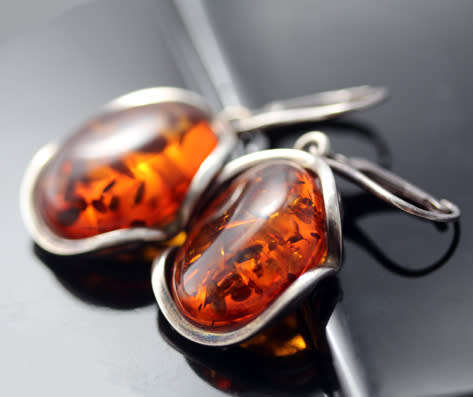 LARGE HANDCRAFTED BALTIC AMBER STERLING SILVER DROP AND DANGLE EARRINGS AMBER FROM POLAND. 49 mm!