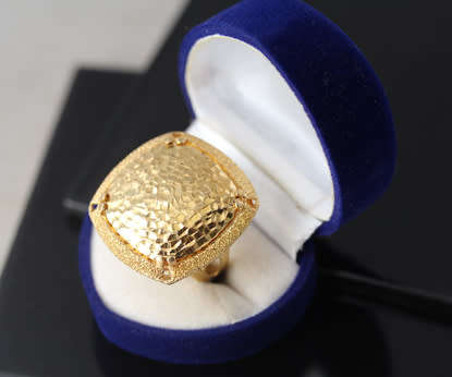 GEOMETRIC HAMMERED-FINISH HANDCRAFTED ITALIAN STERLING SILVER RING LARGE! HEAVY Gold hue finish