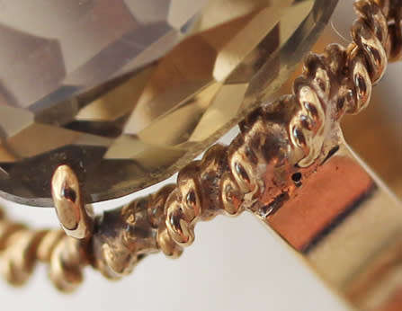 VINTAGE HANDCRAFTED SMOKY QUARTZ SOLITAIRE 9CT YELLOW GOLD RING TWISTED DETAIL UNUSUAL RAISED DESIGN