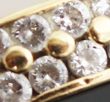 VINTAGE HALF ETERNITY 9CT YELLOW GOLD RING. VERY LARGE RING SIZE Z/half