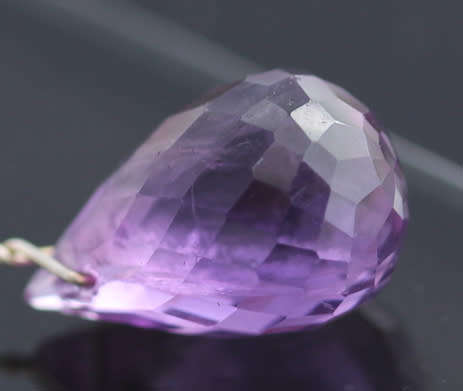 SIMPLE ELEGANT STUNNING NATURAL PEARL NECKLACE WITH STRIKING PURPLE AMETHYST BRIOLETTE PENDANT