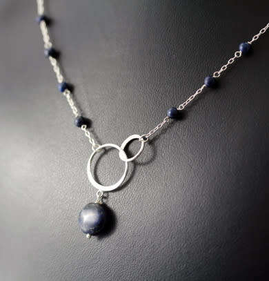 BEAUTIFUL DELICATE LAPIS LAZULI STERLING SILVER OPENWORK NECKLACE. 925