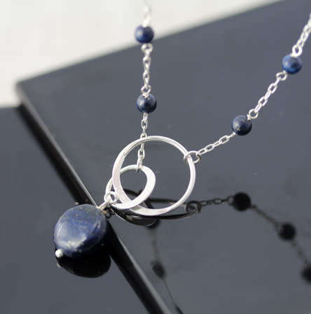 BEAUTIFUL DELICATE LAPIS LAZULI STERLING SILVER OPENWORK NECKLACE. 925