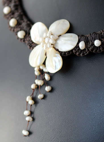 HANDMADE BAROQUE PEARL AND MOTHER OF PEARL BRAIDED COLLAR NECKLACE. VERY UNUSUAL & PRETTY!