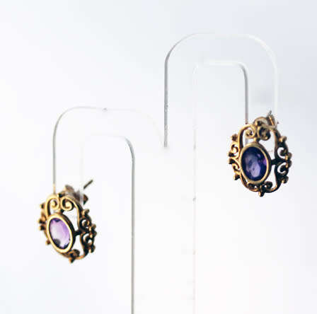 VINTAGE 9CT YELLOW GOLD FILIGREE STUD EARRINGS WITH OVAL FACETED AMETHYSTS. 375
