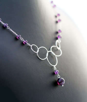 STERLING SILVER OPEN LINK CHAIN NECKLACE WITH AMETHYST AND LARGE ROUND LINKS IN FRONT
