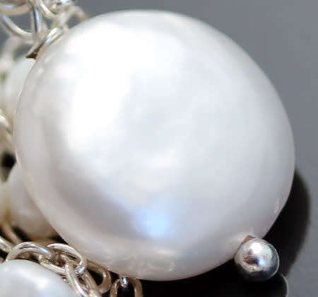 STERLING SILVER OPEN LINK CHAIN NECKLACE WITH WHITE BAROQUE PEARLS AND LARGE ROUND LINKS IN FRONT