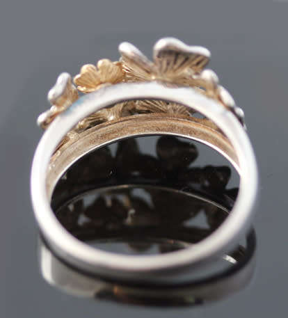 FROM IRELAND! PRETTY VINTAGE STERLING SILVER FLORAL CLUSTER DESIGN RING. IRELAND HALLMARKING. 925