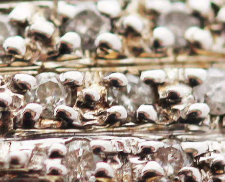 VERY UNUSUAL GEOMETRIC RUBY AND DIAMOND 9CT YELLOW GOLD RING. HEAVY! *JEWELLER EVALUATION R18'000*