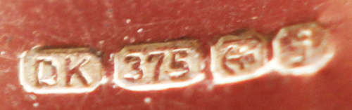 VERY UNUSUAL GEOMETRIC RUBY AND DIAMOND 9CT YELLOW GOLD RING. HEAVY! *JEWELLER EVALUATION R18'000*