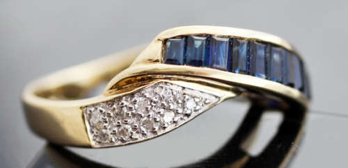 SOLID NATURAL DIAMOND 10CT YELLOW & WHITE GOLD LAB SAPPHIRE RING *JEWELLER EVALUATION R18'000*
