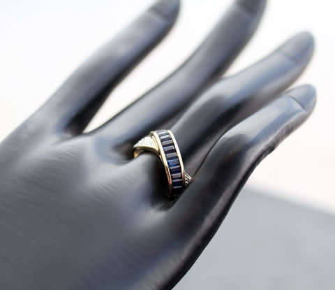 SOLID NATURAL DIAMOND 10CT YELLOW & WHITE GOLD LAB SAPPHIRE RING *JEWELLER EVALUATION R18'000*