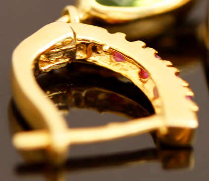 GLAMOROUS RUBY, PERIDOT AND BAROQUE PEARL GOLD-HUED STERLING SILVER DROP & DANGLE EARRINGS. 925