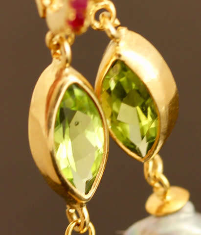 GLAMOROUS RUBY, PERIDOT AND BAROQUE PEARL GOLD-HUED STERLING SILVER DROP & DANGLE EARRINGS. 925