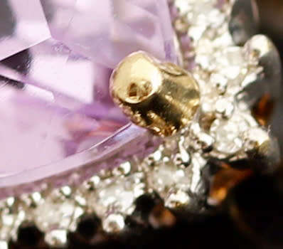 GORGEOUS 9CT GOLD ENGLISH VINTAGE MARQUISE-CUT AMETHYST SOLITAIRE RING WITH DIAMOND FRAME