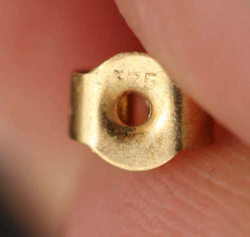 DAINTY VINTAGE ENGLISH 9ct GOLD STUD EARRINGS. YELLOW AND WHITE GOLD. SMALL DIAMOND ACCENTS