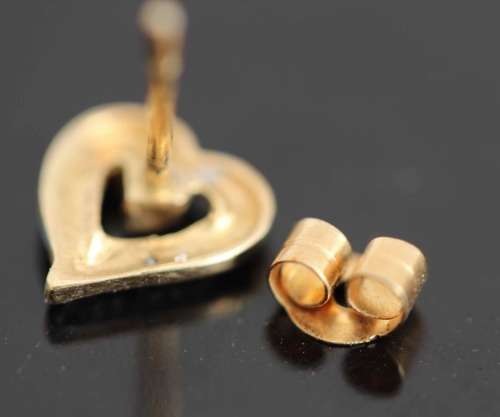 DAINTY VINTAGE ENGLISH 9ct GOLD STUD EARRINGS. YELLOW AND WHITE GOLD. SMALL DIAMOND ACCENTS