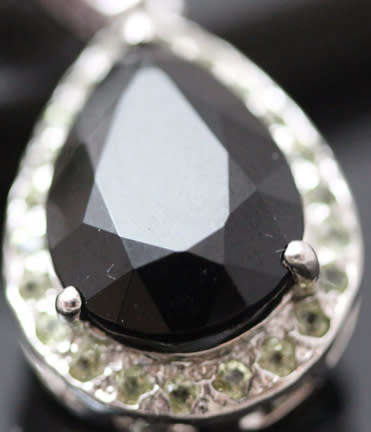 GLAMOROUS BLACK ONYX, PERIDOT AND GARNET STERLING SILVER DROP EARRINGS. 925