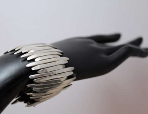 HANDCRAFTED LARGE, HEAVY 97 grams! UNUSUAL ORGANIC VINTAGE STERLING SILVER BRACELET VERY COLLECTIBLE