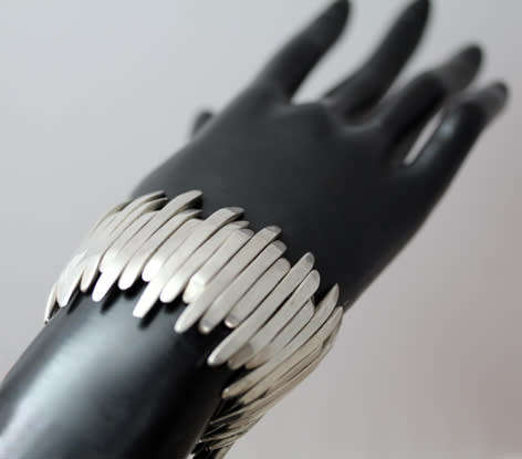 HANDCRAFTED LARGE, HEAVY 97 grams! UNUSUAL ORGANIC VINTAGE STERLING SILVER BRACELET VERY COLLECTIBLE