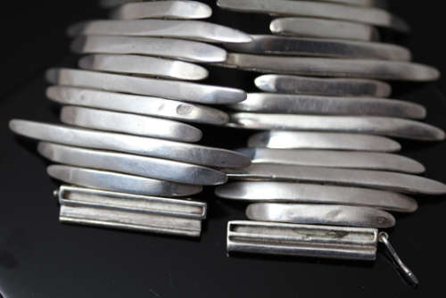 HANDCRAFTED LARGE, HEAVY 97 grams! UNUSUAL ORGANIC VINTAGE STERLING SILVER BRACELET VERY COLLECTIBLE